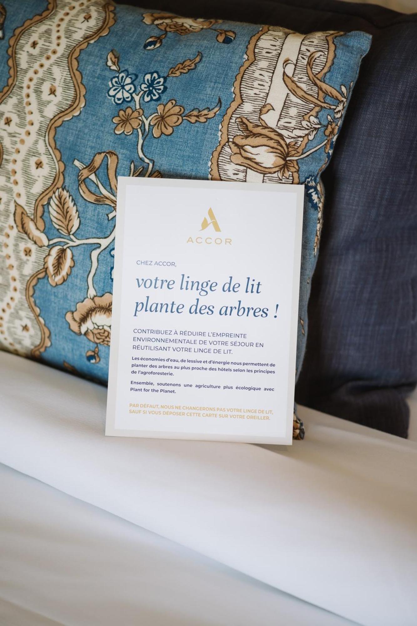 Mercure Avignon Gare Tgv Exterior photo
